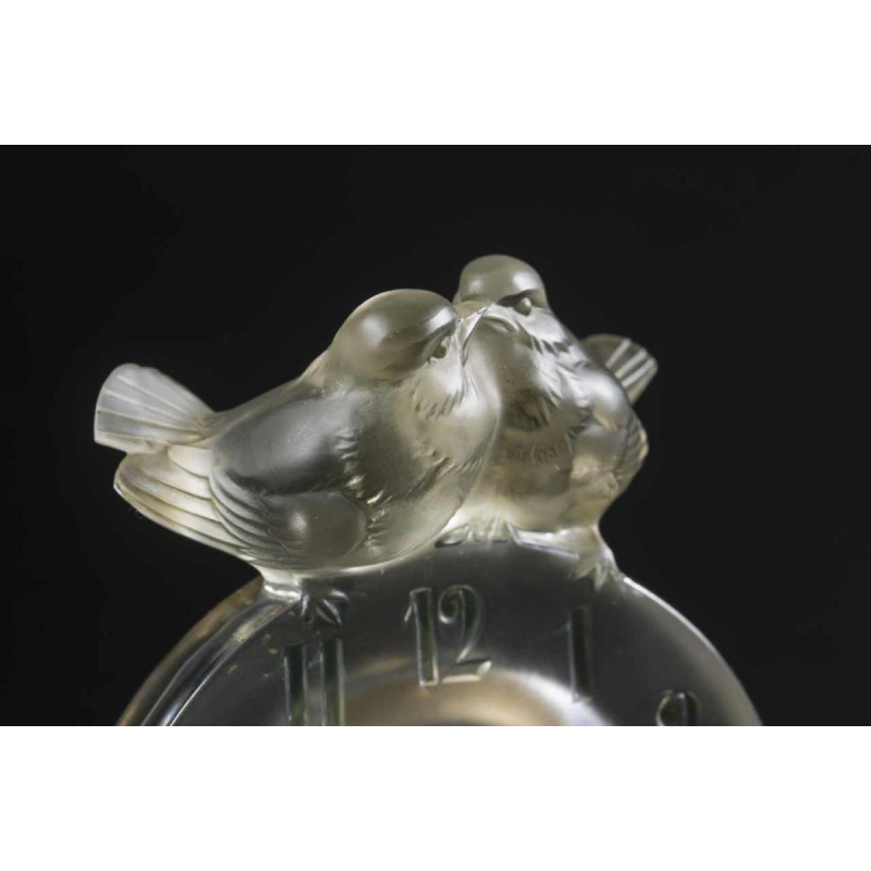 "ANTOINETTE" 8-day clock (1931) from René Lalique (1860-1945):