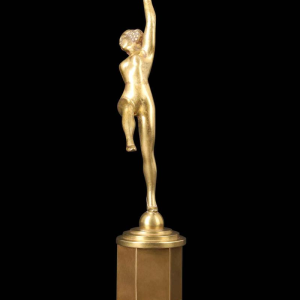 Verguld bronzen Art Deco sculptuur van een naakte danseres, begin 20ste eeuw