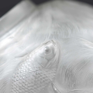 Vase « FORMOSE » (1924) en verre blanc opalescent de René Lalique (1860-1945)