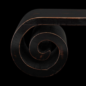 Table basse asiatique à volutes