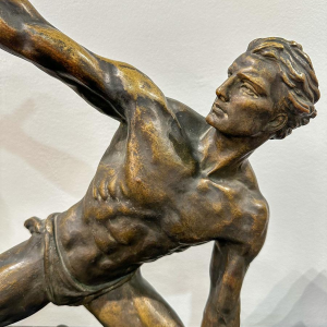 Art Deco bronzen sculptuur "De Boegstripper", jaren 1930