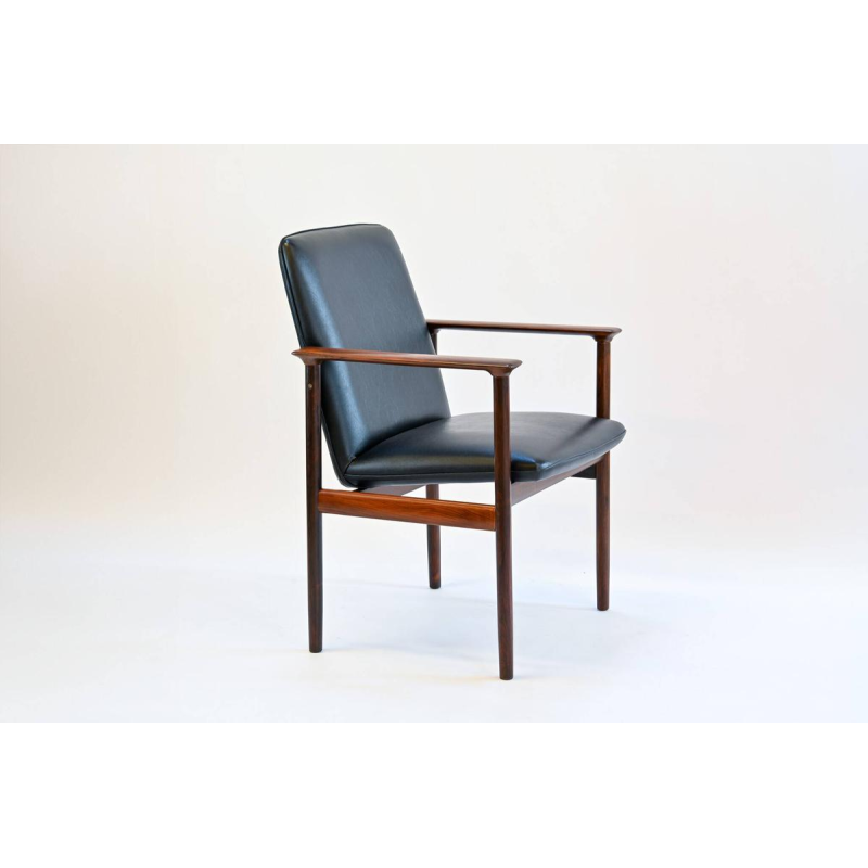 Cor Bontenbal for Fristho, Impala armchair in rosewood and black imitation leather