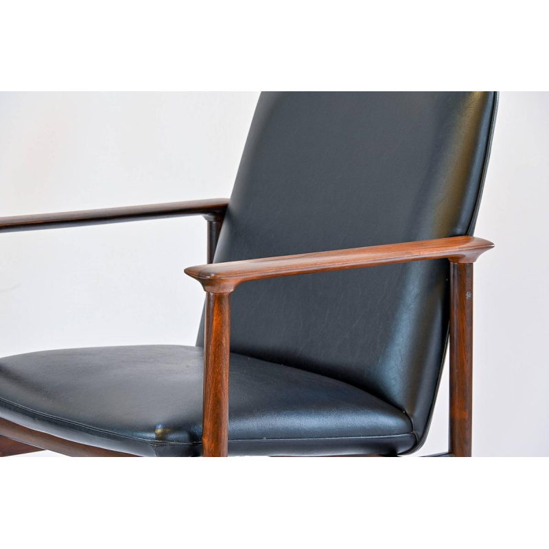 Cor Bontenbal pour Fristho, fauteuil Impala en palissandre et Skaï noir