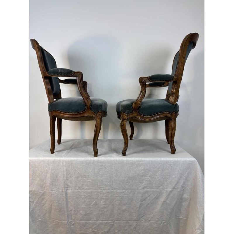 Paire de fauteuils cabriolet d'époque Louis XV, France XVIIIe siècle