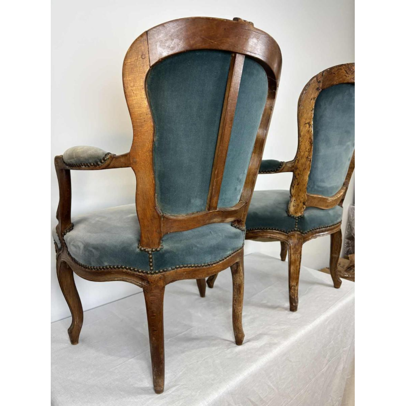 Paire de fauteuils cabriolet d'époque Louis XV, France XVIIIe siècle