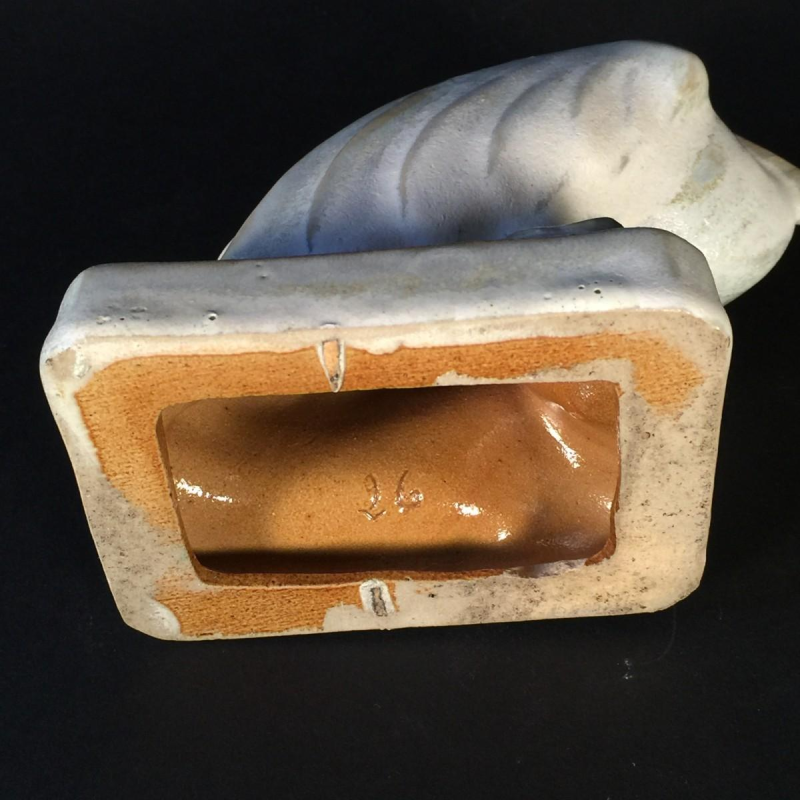 Roger Guerin - Stylized Pelican - Art Deco stoneware sculpture (from Bouffioulx), ca. 1925