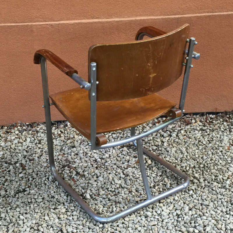 Fauteuil moderniste en multiplex, tubes acier vissés, dans le style de Marcel Breuer, ca 1930