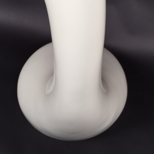 Table d'appoint en polyester, vers 1970