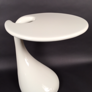 Polyester bijzettafel, circa 1970