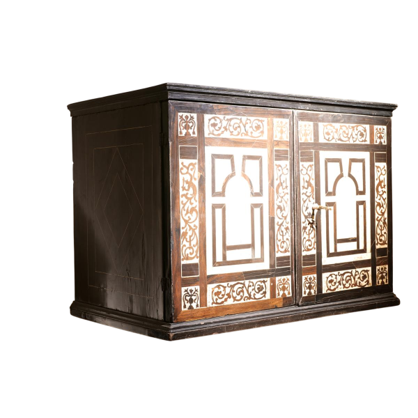 Milanese cabinet in blackened pearwood, ebony and engraved bone, Italy, 17th century