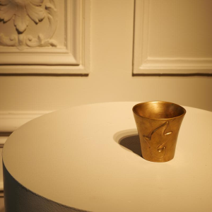 Garoust et Bonnetti, timbale en bronze doré, France circa 1990