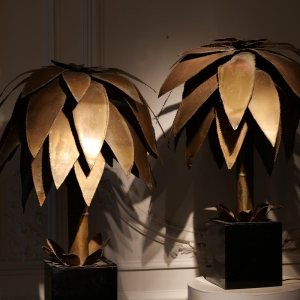 Jean Jansem, paar 'Palm Trees'-lampen van geslepen, gepatineerd metaal, circa 1960-1970