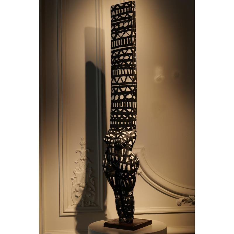 Christian Astuguevielle, sculpture Totem en tissus peint, travail contemporain