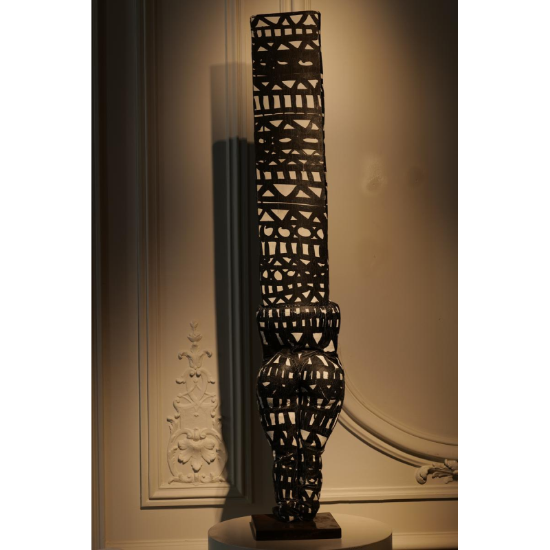 Christian Astuguevielle, sculpture Totem en tissus peint, travail contemporain