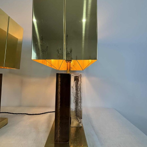 Paire de lampes à poser Hollywood regency, verre de Murano pailleté et laiton doré, Italie 20ème siècle