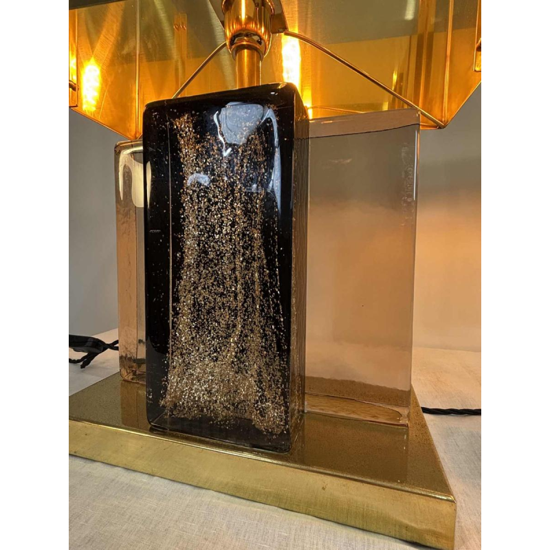 Paire de lampes à poser Hollywood regency, verre de Murano pailleté et laiton doré, Italie 20ème siècle