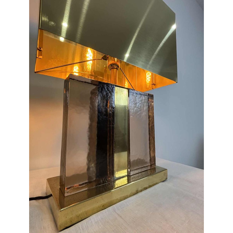 Paire de lampes à poser Hollywood regency, verre de Murano pailleté et laiton doré, Italie 20ème siècle