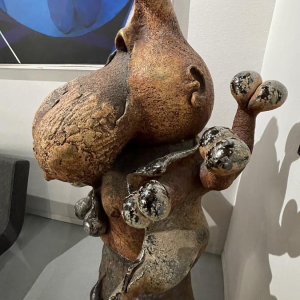 YVES RHAYE, sculpture monumentale en céramique émaillée, surréalisme fantastique, ca 1970