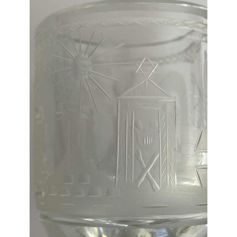 Gegraveerd vrijmetselaarsglas