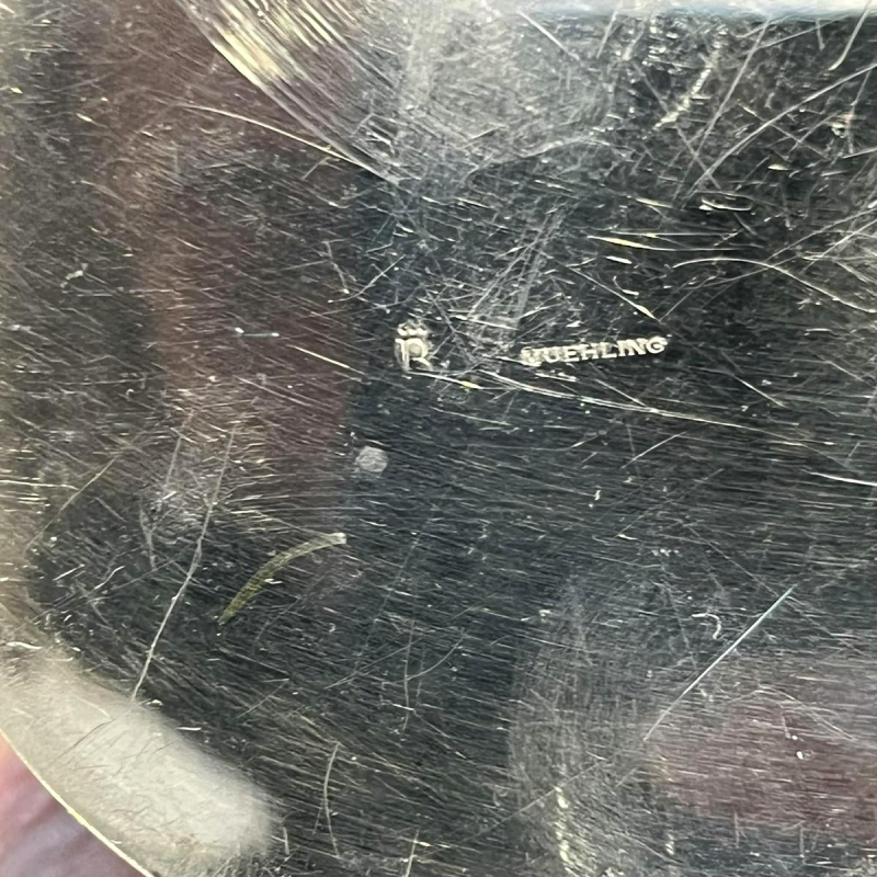 MUEHLING Ted pour manufacture E.R. Butler&Co, paire de flambeaux-bougeoirs en métal argenté