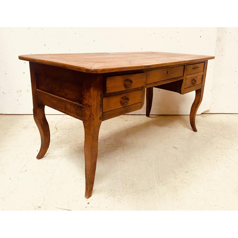 Bureau provincial à tiroirs de style Louis XV, merisier massif, vers 1900