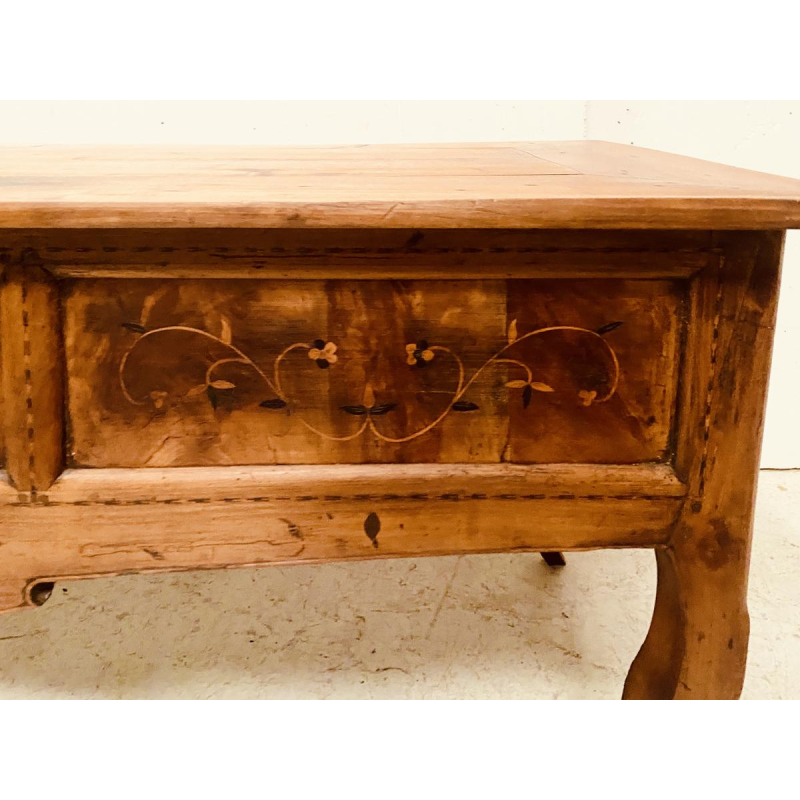 Bureau provincial à tiroirs de style Louis XV, merisier massif, vers 1900