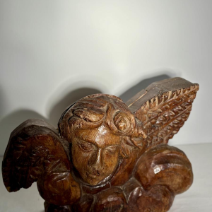 Gesneden houten engelenkop - architectonisch fragment sculptuur - Frans werk, 19e eeuw