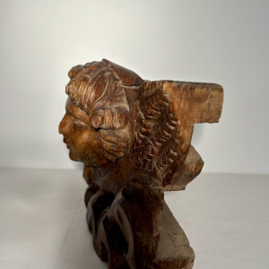 Tête d'ange sculptée en bois ancien - fragment architectural sculpture - travail français, XIXe siècle