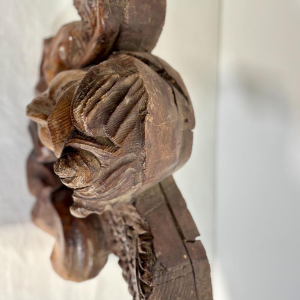 Tête d'ange sculptée en bois ancien - fragment architectural sculpture - travail français, XIXe siècle