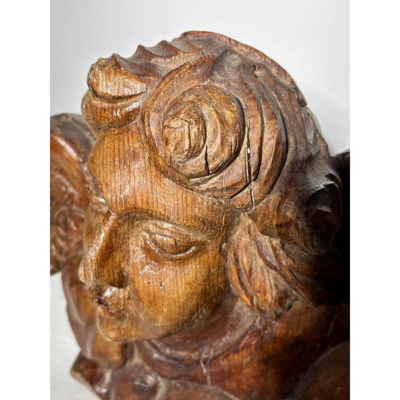 Tête d'ange sculptée en bois ancien - fragment architectural sculpture - travail français, XIXe siècle