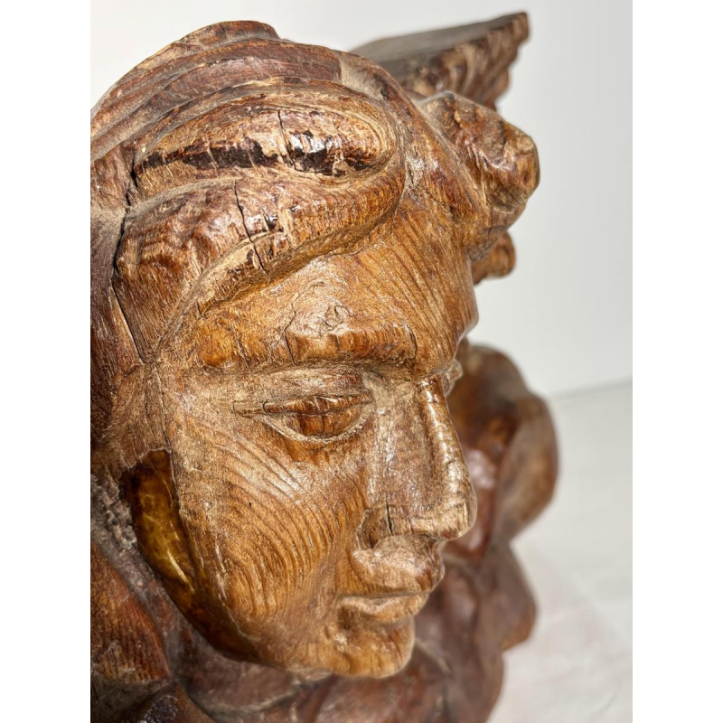 Tête d'ange sculptée en bois ancien - fragment architectural sculpture - travail français, XIXe siècle