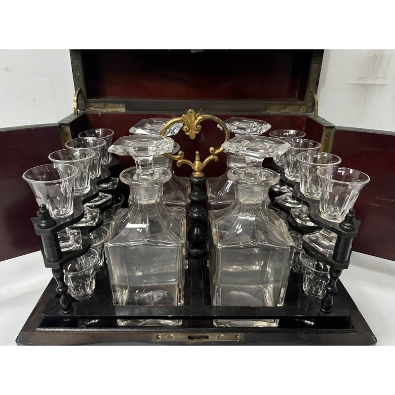 Complete drankkast van Boulle, marqueteriekast, periode Napoleon III, 19e eeuw