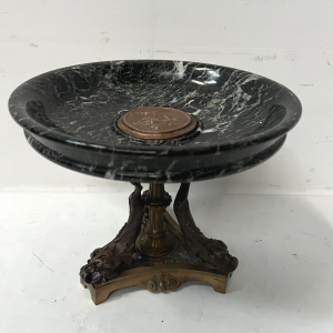 Vide poche en bronze et marbre vert de mer, XIX siècle