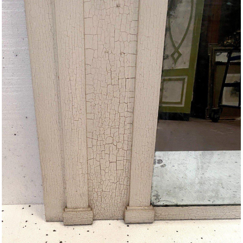 Houten spiegel in Empirestijl met zuilen en kapitelen, gebarsten patina, 19e eeuw