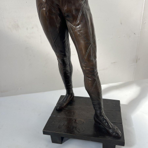 Marcel Debut " L'Arlequin Musicien " sculpture en bronze à patine brune, ca 1900