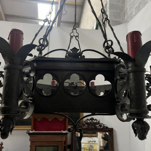 20th century Renaissance-style hammered wrought iron chandelier