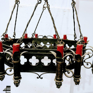 20th century Renaissance-style hammered wrought iron chandelier