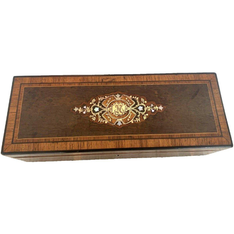 Boite à bijoux en marqueterie Boulle Napoléon III, loupe de noyer et bois de rose, XIX s