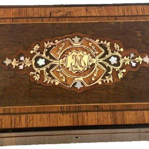 Boulle marquetry jewelry box, Napoleon III period, walnut burl and rosewood, 19th century