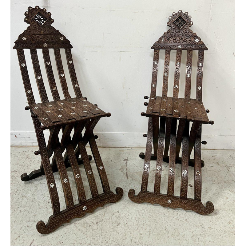 Mobilier de salon de style syrien en bois sculpté, XIXe siècle