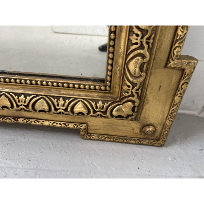 Miroir de style Louis XVI en bois et stuc doré, XIXe siècle