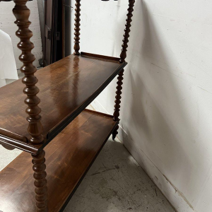 Napoleon III three-tiered mahogany and veneer console shelf, 19th century