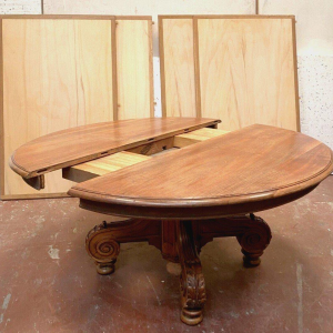 Large Napoleon III extendable table, central base in solid walnut, 19th century