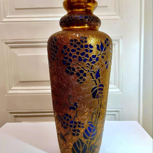 Léon Ledru pour Val Saint Lambert, vase Art Nouveau cristal bleu cobalt et galvanoplastie, 1900