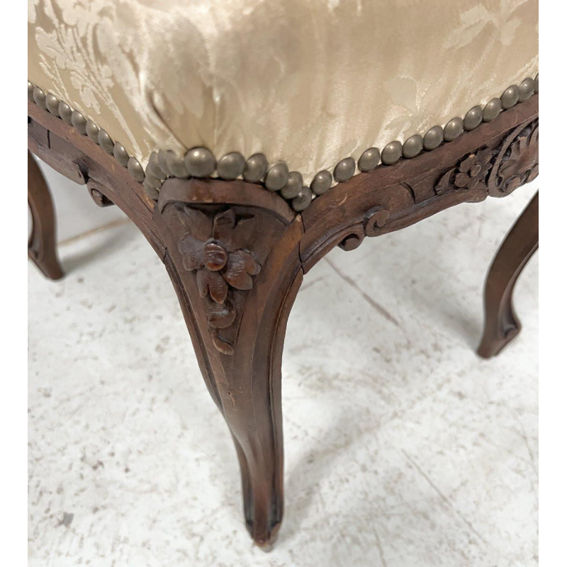 Louis XV style stool in solid walnut, 20th century