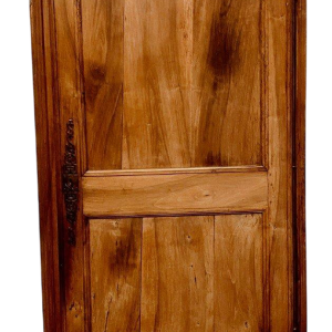 Bonnetière van kersenhout in Lodewijk XV-stijl met een gendarmehoed – 19e eeuw