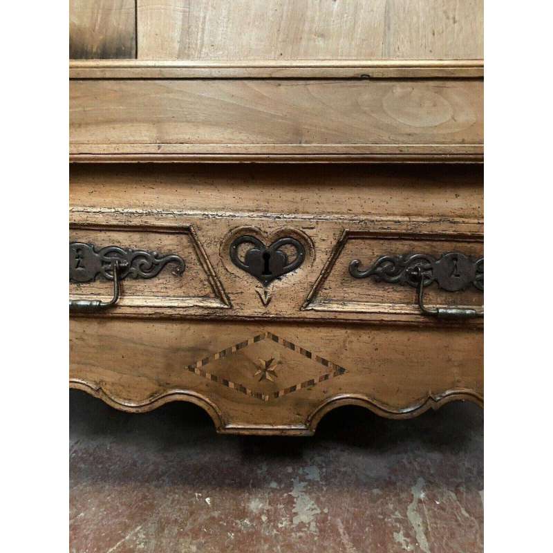 Louis XV style cherrywood bonnetière with a gendarme's hat – 19th century