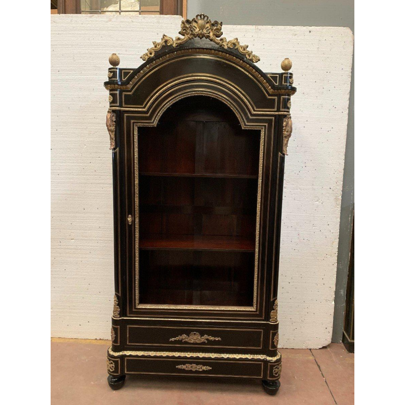 Vitrinekast voor Napoleon III in zwart hout en verguld brons – 19e eeuw