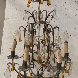 Louis XV style cage chandelier with pendants and water droplets – 20th century
