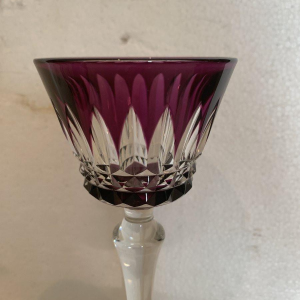 Suite de six verres en cristal taillé de la Maison Baccarat – XXᵉ siècle